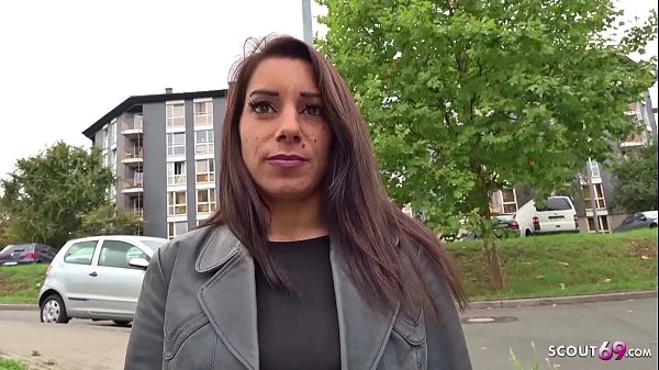 GERMAN SCOUT - TEENY BONNIE BEI SPONTAN CASTING GEFICKT