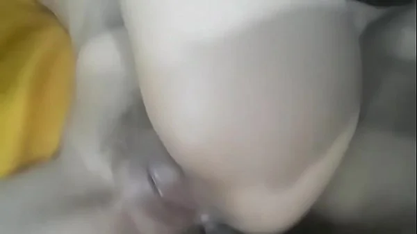 حصري 2019 مصرية اول مرة تتناك من طيزها مش قادرة تستحمله