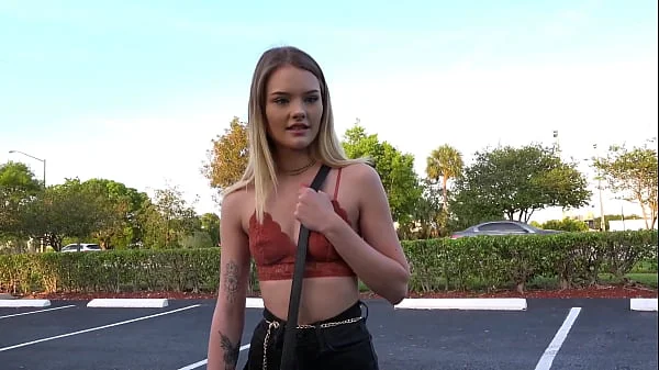 Anyone know her name or full video