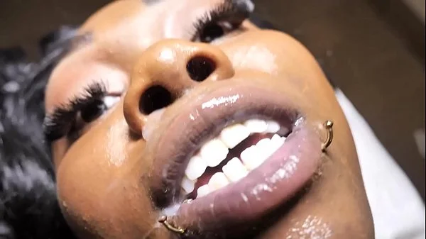 The sexy thick phat juicy booty Ms. FeedMe fucked by Zsur Cummings