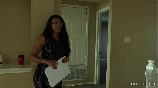 SOLD! Realtor fucks her client and makes him cum twice