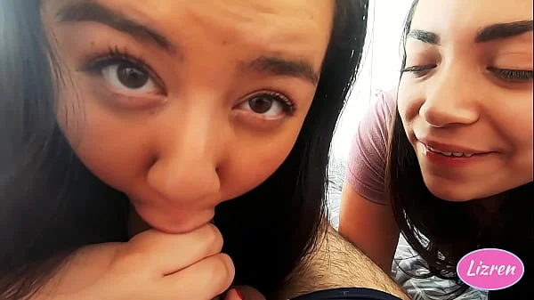 Lizren - Chilenas haciendo oral en trio