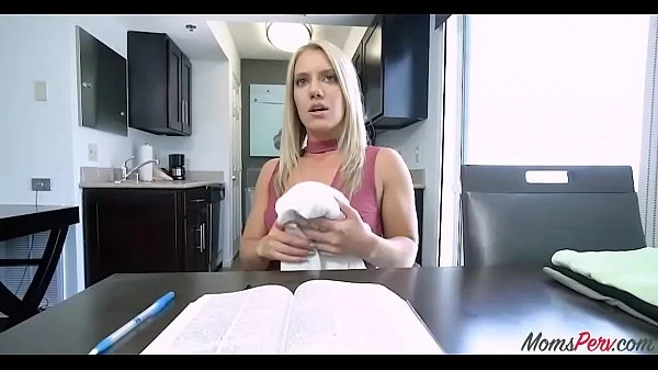 stepMOM helps me with ANATOMY- Candice Dare