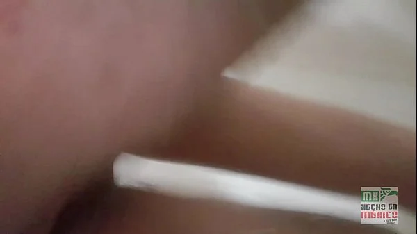 Follandome a Sophie Petite mexicana flaquita follando en la regadera con corrida interna, se asusta de quedar embarazada