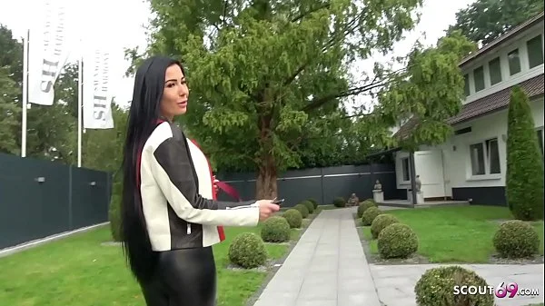 Echte Hure Snowwhite beim Sex mit Freier im Puff gefilmt - German Hooker