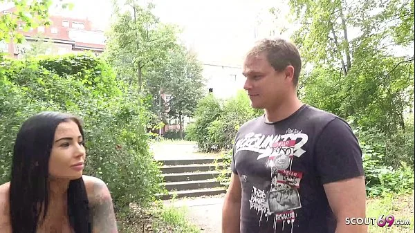 GERMAN SCOUT - TATTOO TEEN MODEL SNOWWHITE BEI ECHTEN STRASSEN CASTING IN BERLIN GEFICKT