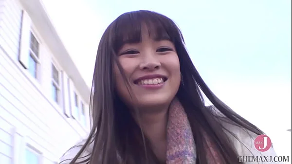 水色の下着がチラリと覗く変態自転車ライド [bunc 001]