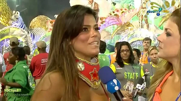 Bastidores Carnaval 2010 - Loira da Laje - Viviane Castro e Moranguinho