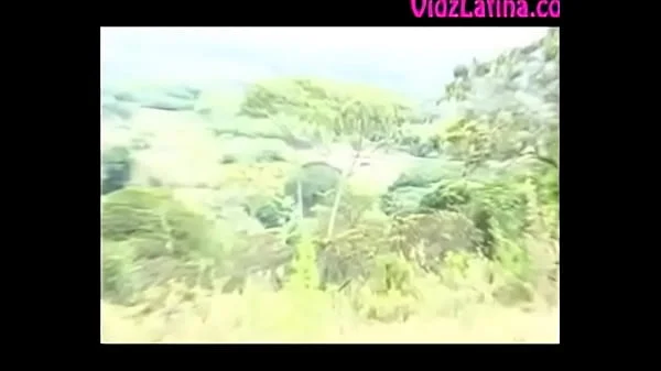 Latina Girlfriend Kissing and Blowjob