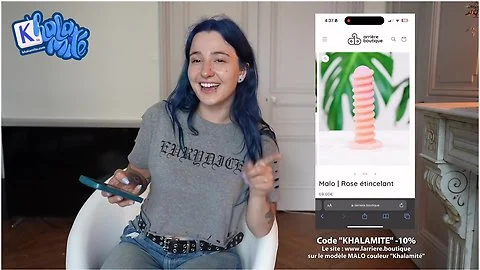 No Need A Men When You Have A Big Dildo - French Alt Hairy Girl Masturbating