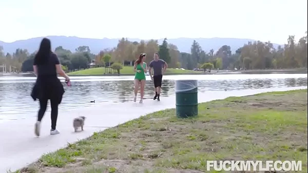 An Ageless Ass Syren De Mer