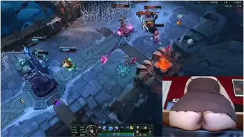 I Show My Stretched Butthole While I Play League Of Legends #17 Luna With Gamer Girl And Deutsche Amateure