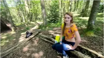 Young Sophie On The Way To Shoot