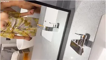 国产战袍少妇酒店开房被猛t的淫叫不停