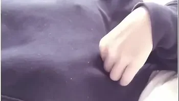 Bed Gasm In 寝起きちくひスウェットの上から乳首ホチッ 貧乳オtニー Japanese Nipple Masturbation In Bed Orgasm