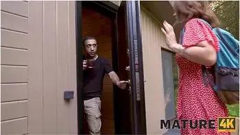 Woman Takes Dick In Wet Hole For Some Hot Sex In The Sauna