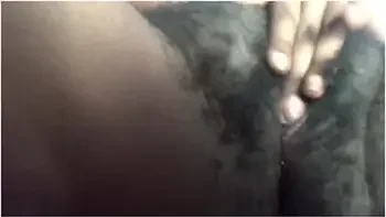 Ebony Pussy Play In