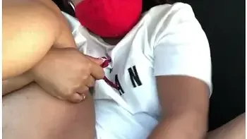 Ebony Try Not To Get Caught Masturbating In Parking Lot