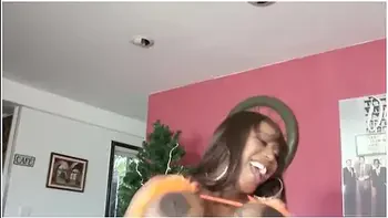 Ebony Cakes Assworship