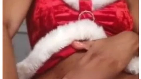 Sexy Big Clit Chick Cumming On Her Dildo