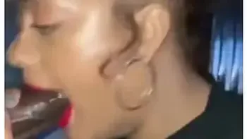 Yellow Bone And Red Bone - Dime Giving Head