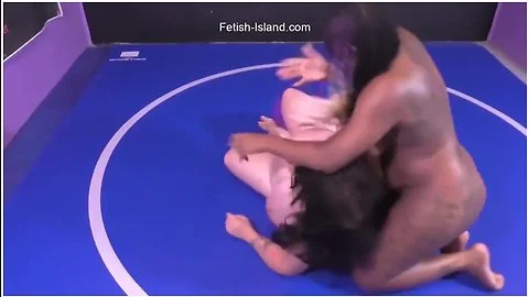 Bbw Lesbians Interracial Catfight Porn Video