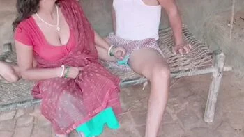 Desi Village Bahu Hardcore Fuck with Trilokinath - Horny Indian Wife Outdoor Sex