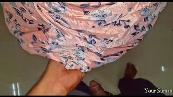 Indian Bhabhi Suman Hot House Cleaning in Saree - Desi MILF Blowjob and Cumshot POV