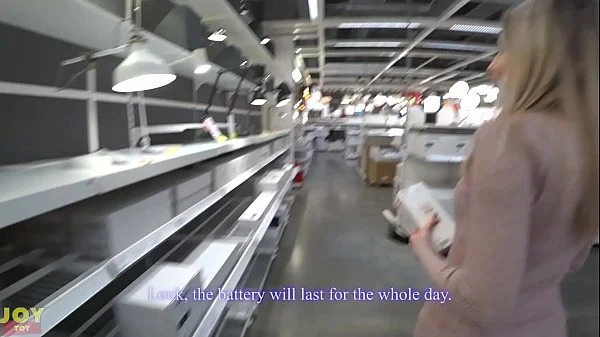 Vibrating panties while shopping - Public Fun with Monster Pub