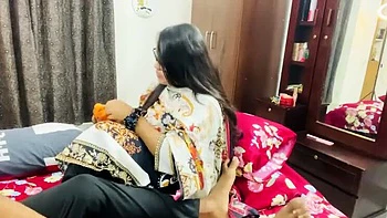 Desi Married Sister Fucked Hard By Younger Brother While Husband Is Abroad - Wet Pussy Creampie