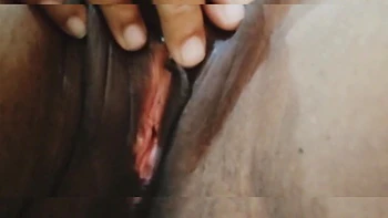 Meri Phudi Bhi Dekh Lo Mein Bohat Gareeb Randi Hu