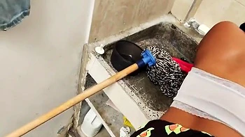 I Find The Employee Relaxing In The Yard And Follow Her To Raise Her Salary