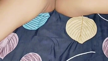 I Fuck Indian Desi Bhabhi When She Was Get Very Horney She Suck My Dick And I Fuck Her Very Gently