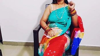 Stepmom Seduces Her Stepson For The Hardcore Fucking In The Hot Night