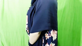 Indian Beautiful Village Housewife Having Sex In The Room - Clear Hindi Audio