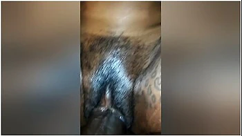 Royalty Feeds Her Kitty!!