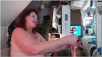 V100 Shapely Cougar Dawnskye Models Panties And Masturbates