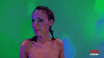 John Thompson Oral Gangbang with German MILF Heidi Van Horny - Blowbang Bukkake & Deep Throat Cum