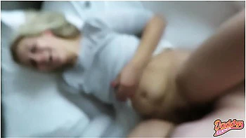 Daddys Luder In Sperma Wake Up Um Halb Sex!