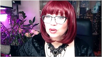 Kinky Mature Bitch Fucks Herself With A Transparent Dildo In Private On Her Wedding Anniversary!