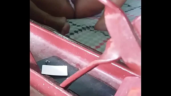 Flagra esposa safada na siririca