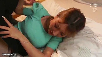 Women On Next Door Who Came To Complain The Sound Of Av 1 (english Sub)(mosaic Reduced) - Aika