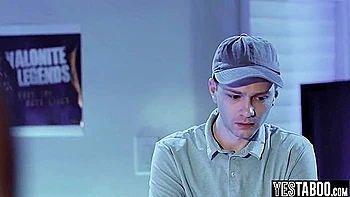 Alex Jett And Kyler Quinn In Big Penis Nerd Nail Petite 18yo Classmate