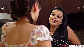 Honey Hayes And Nadia White - Wild Threesome With My Stepmom