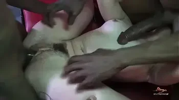 Coach Cardher Jade Wilde and friends have good old fashion gangbang