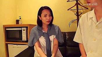 Sdnm-369 夫婦てカフェを経営する人懐っこい笑顔て地元客に愛される名物奥さん 小林沙良 29歳 Av Debut