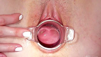 Charly Summer - On Strike