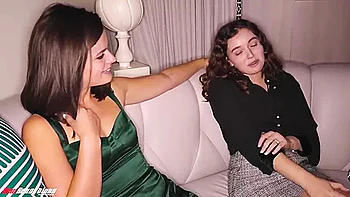 Leana Lovings And Dharma Revisit College Memories