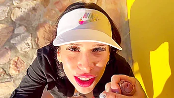 Bumanguesa Katti Blake Fucks In The Middle Of Panachi Park For A Big Cock