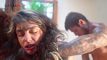 Couple Pounding Exciting In The Raunchy Tub Ends